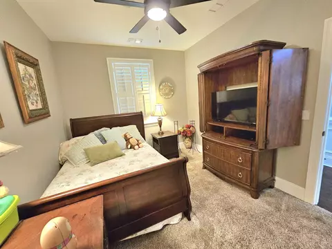 Bedroom - 5876 Bascom Dr, Tallahassee, FL 32309 photo 2 of 9
