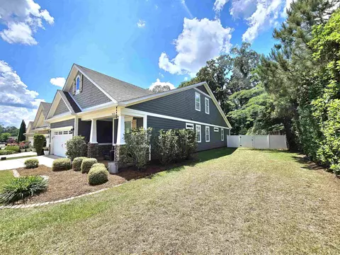 Exterior - 5876 Bascom Dr, Tallahassee, FL 32309 photo 3 of 8