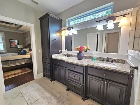 Bath - 5876 Bascom Dr, Tallahassee, FL 32309 photo 4 of 5