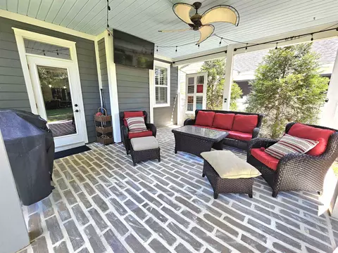 Exterior - 5876 Bascom Dr, Tallahassee, FL 32309 photo 5 of 8