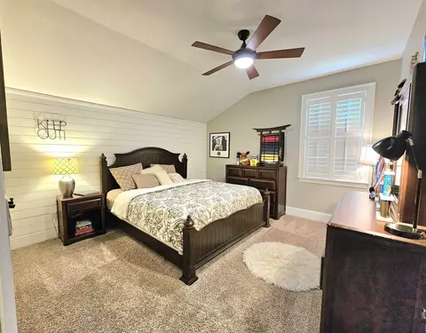 Bedroom - 5876 Bascom Dr, Tallahassee, FL 32309 photo 7 of 9