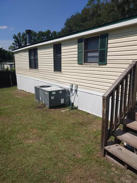 341 SE Arnett Dr, Madison, FL 32340