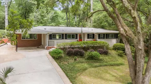 2214 Atapha Nene, Tallahassee, FL 32301