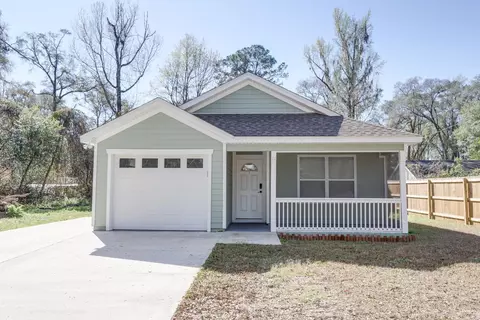 21 Navajo Trl, Crawfordville, FL 32327