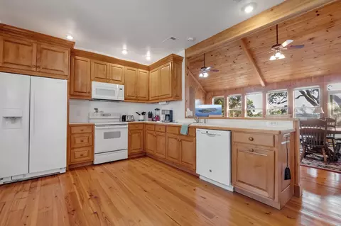 728 Alligator Dr, Alligator Point, FL 32346 photo 9