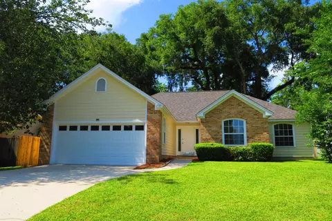2736 Mcfarlane Ct, Tallahassee, FL 32303