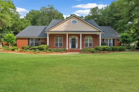 1197 Greensward Dr, Tallahassee, FL 32312