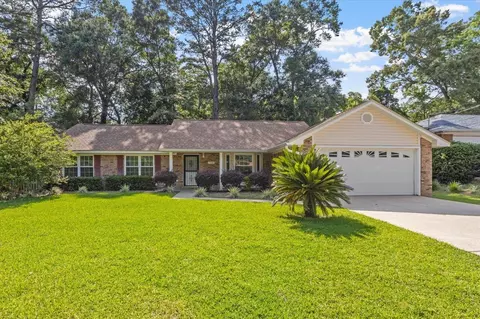 728 Red Fern Rd, Tallahassee, FL 32308