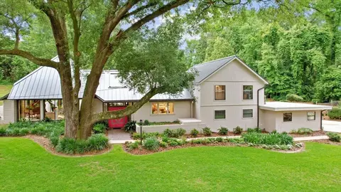 3541 Lakeshore Dr, Tallahassee, FL 32312