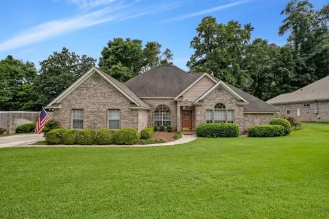 3483 Colonnade Dr, Tallahassee, FL 32309