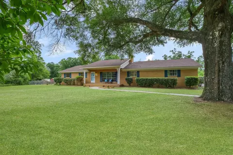 5579 Springhill Rd, Tallahassee, FL 32305