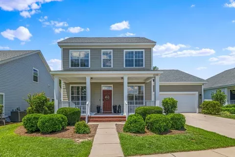 4232 Summertree Dr, Tallahassee, FL 32311