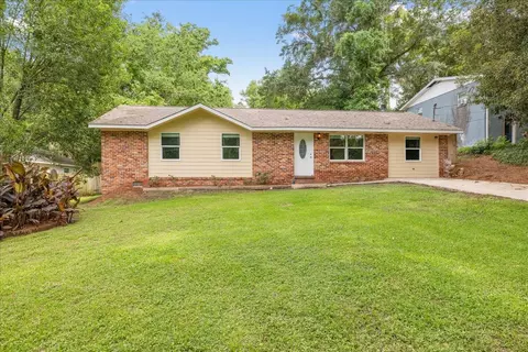 2151 Faulk Dr, Tallahassee, FL 32303