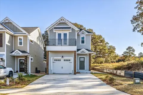 3795 Day Garden Dr, Tallahassee, FL 32308