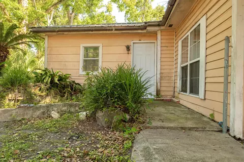 Exterior - 1220 N Parkview St, Perry, FL 32347 photo 8 of 8