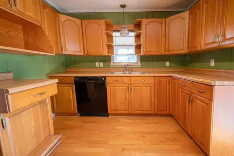 Kitchen - 1220 N Parkview St, Perry, FL 32347 photo 1 of 1