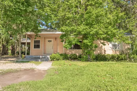 Exterior - 1220 N Parkview St, Perry, FL 32347 photo 2 of 8
