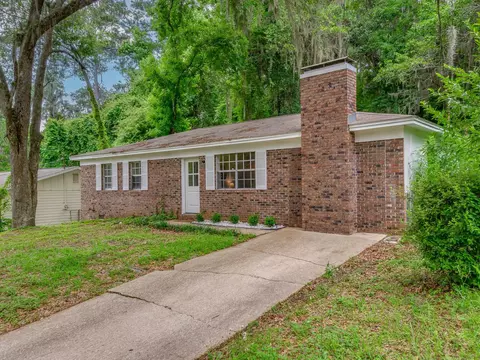 2916 Nepal Dr, Tallahassee, FL 32303