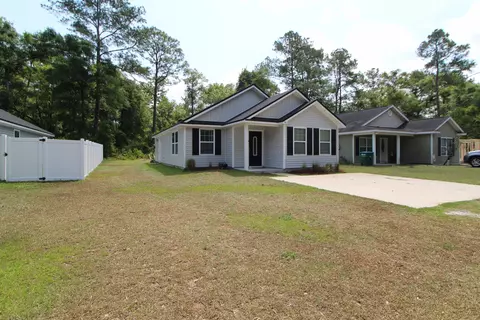 68 Cloer Ln, Crawfordville, FL 32327