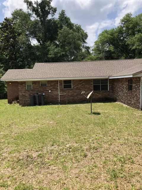 Exterior - 75 Byrd Rd, Quincy, FL 32351 photo 2 of 9