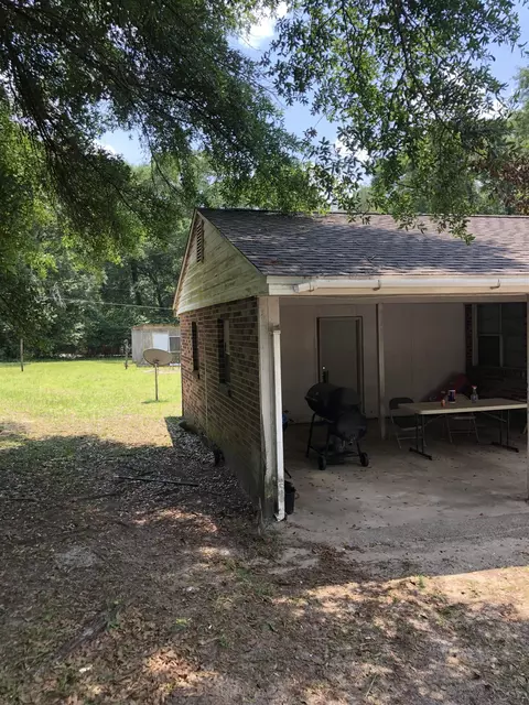 Exterior - 75 Byrd Rd, Quincy, FL 32351 photo 5 of 9