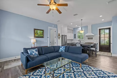 428 E Ash St, Perry, FL 32347 photo 9