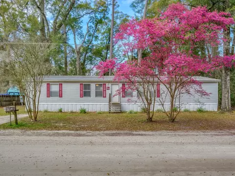 130 Dakota Dr, Crawfordville, FL 32327