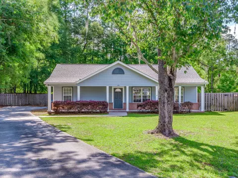 55 Goldfinch Way, Crawfordville, FL 32327