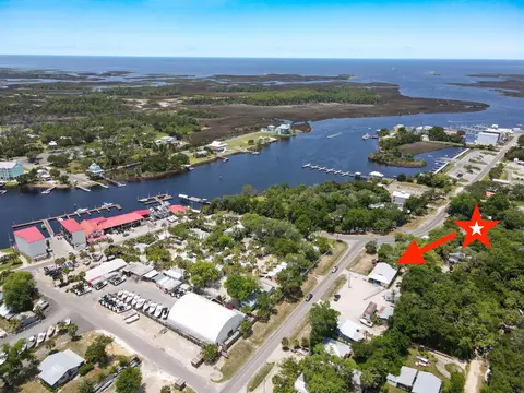 301 SE First Ave, Steinhatchee, FL 32359 photo 1