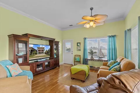 Living - 21502 Osprey Rd, Perry, FL 32348 photo 1 of 7