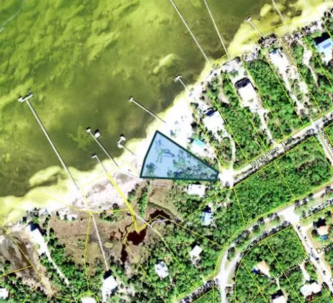 2059 Turpentine Trl, Saint George Island, FL 32328