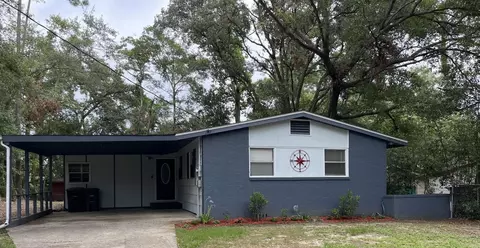 2208 Berkshire Dr, Tallahassee, FL 32304