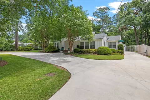 2003 E Randolph Cir, Tallahassee, FL 32308