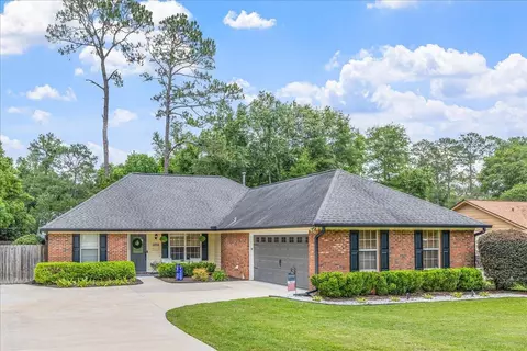 3232 N Shannon Lakes Dr, Tallahassee, FL 32309