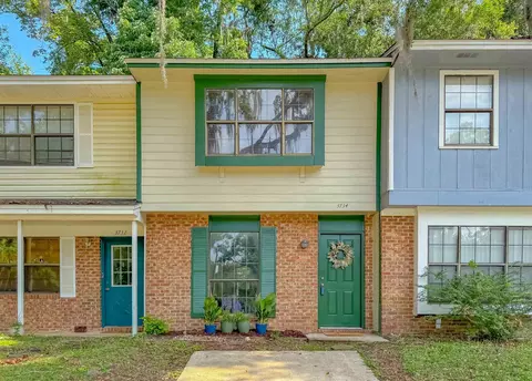 3734 Rockbrook Dr, Tallahassee, FL 32311