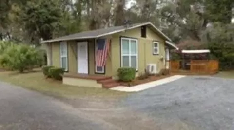 4556 Mccall Bridge Rd, Quincy, FL 32351