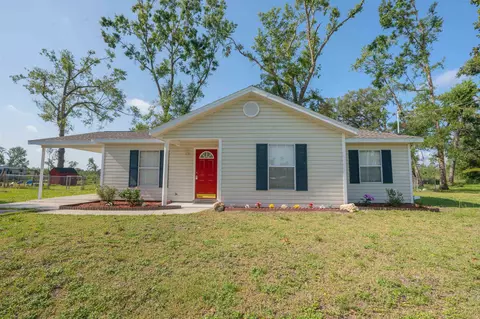 Exterior - 201 Woodgate Dr, Perry, FL 32348 photo 2 of 8