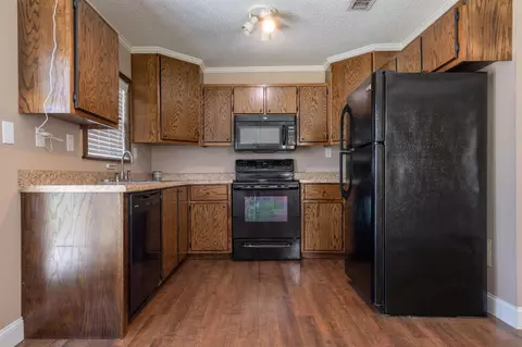 Kitchen - 201 Woodgate Dr, Perry, FL 32348 photo 2 of 2