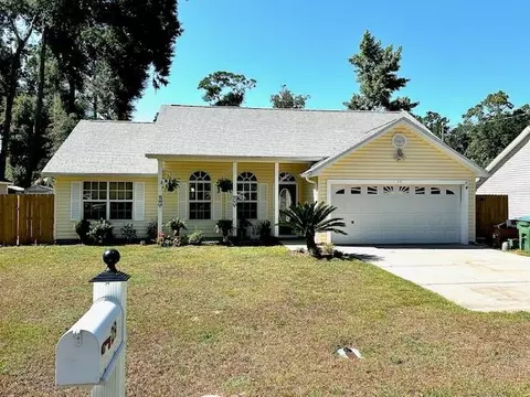29 Pueblo Trl, Crawfordville, FL 32327