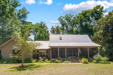 438 Beechwood Dr, Crawfordville, FL 32327