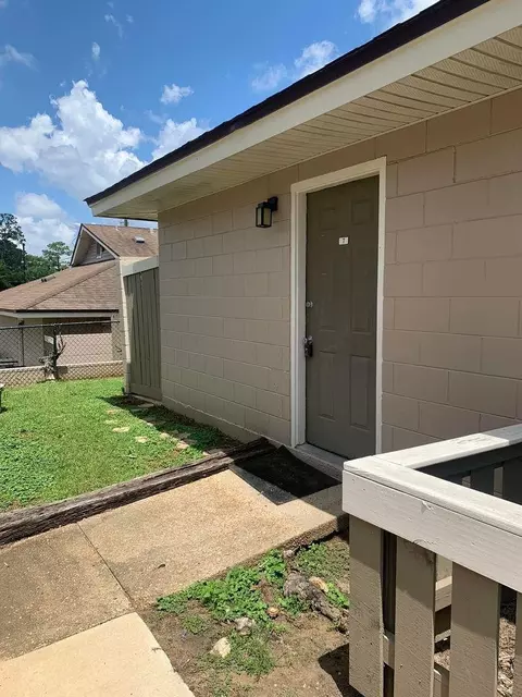 2241 W Pensacola St #7, Tallahassee, FL 32304