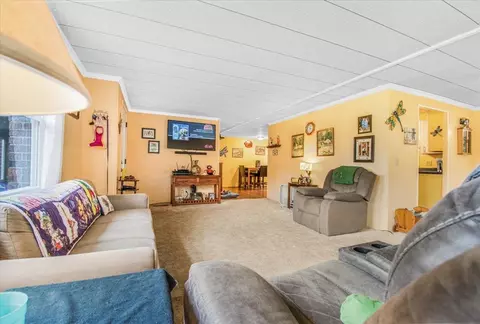 Living - 3121 Pisgah Rd, Perry, FL 32347 photo 5 of 5
