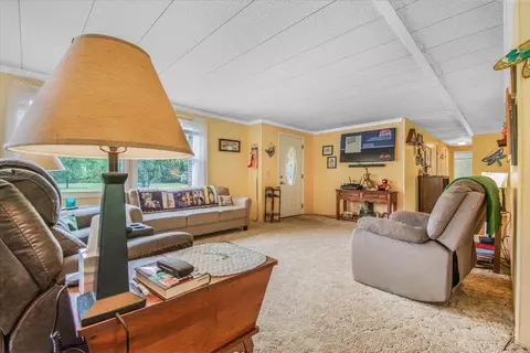 Living - 3121 Pisgah Rd, Perry, FL 32347 photo 4 of 5