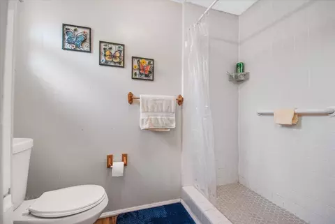 Bath - 3121 Pisgah Rd, Perry, FL 32347 photo 5 of 5