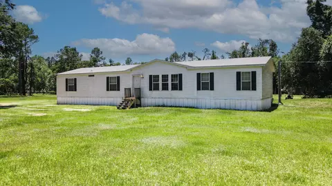 11341 W Woodland Dr, Perry, FL 32348