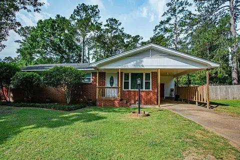 1806 Fairlane Rd, Tallahassee, FL 32303