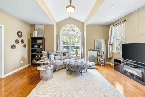 4747 Stoney Trce, Tallahassee, FL 32309