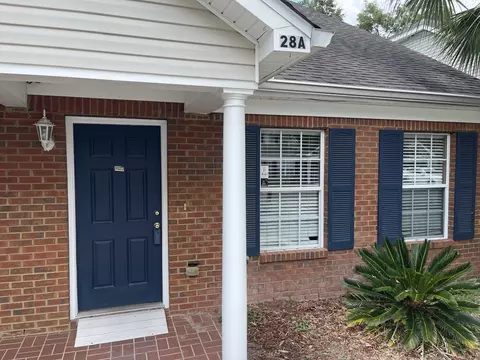 28 Guinevere Ln # A, Crawfordville, FL 32327