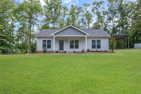 1198 Augustine Rd, Quincy, FL 32351