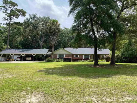 7077 Carmel Dr, Tallahassee, FL 32309